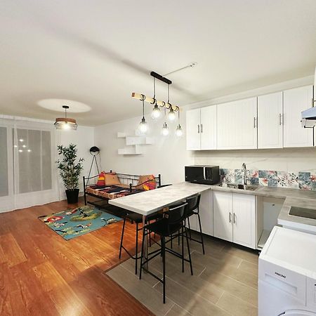 W&L Paris Apartment 68M - 3 Min Metro 4 - A Paris Centre 15Min バニュー エクステリア 写真