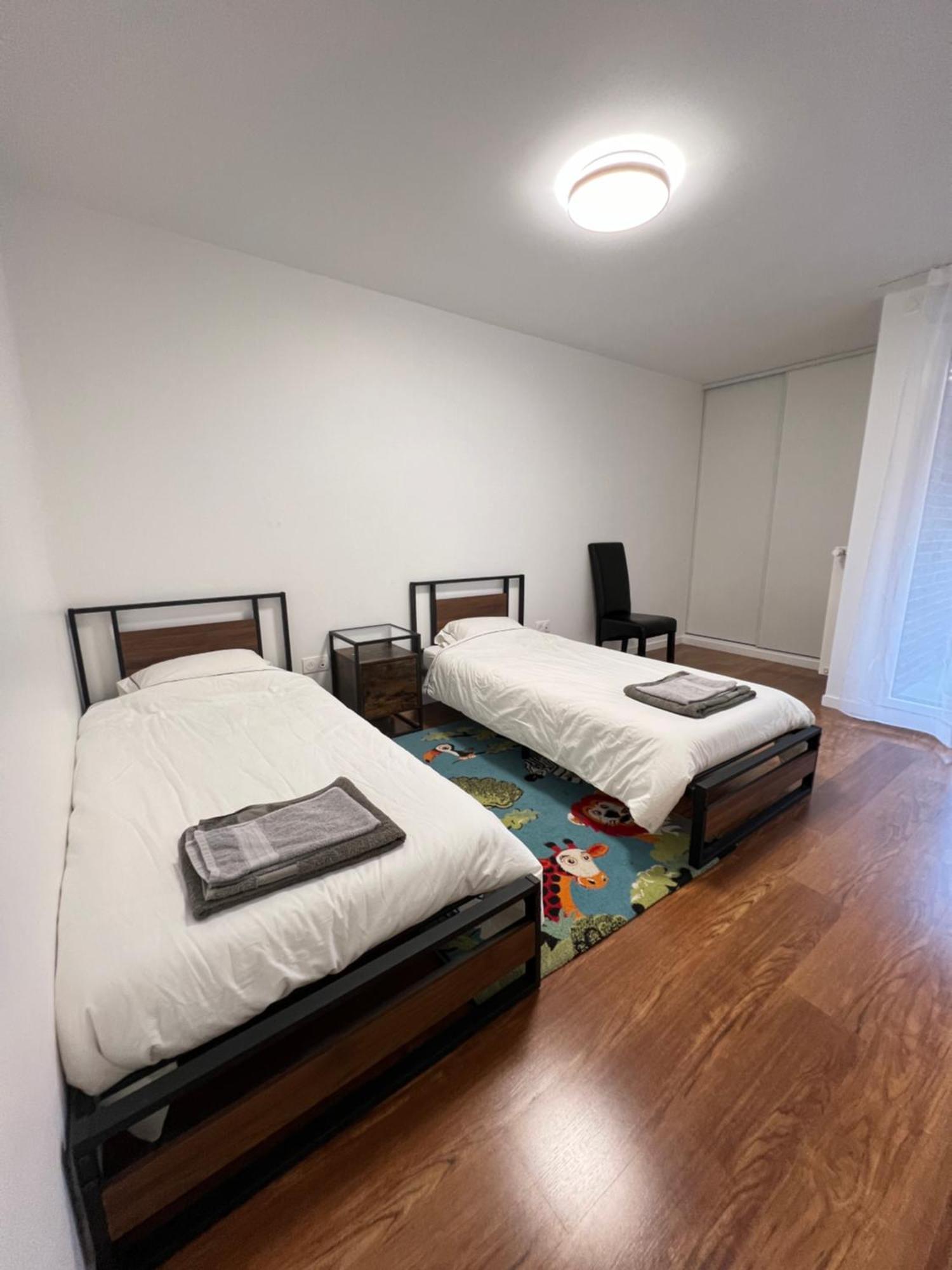 W&L Paris Apartment 68M - 3 Min Metro 4 - A Paris Centre 15Min バニュー エクステリア 写真