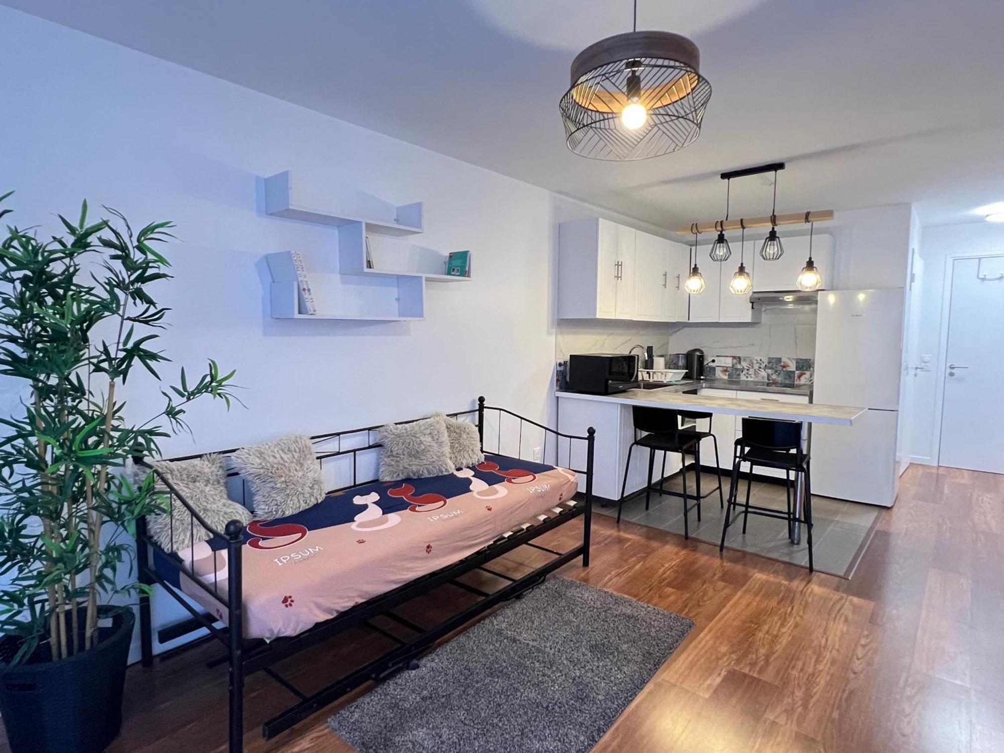 W&L Paris Apartment 68M - 3 Min Metro 4 - A Paris Centre 15Min バニュー エクステリア 写真